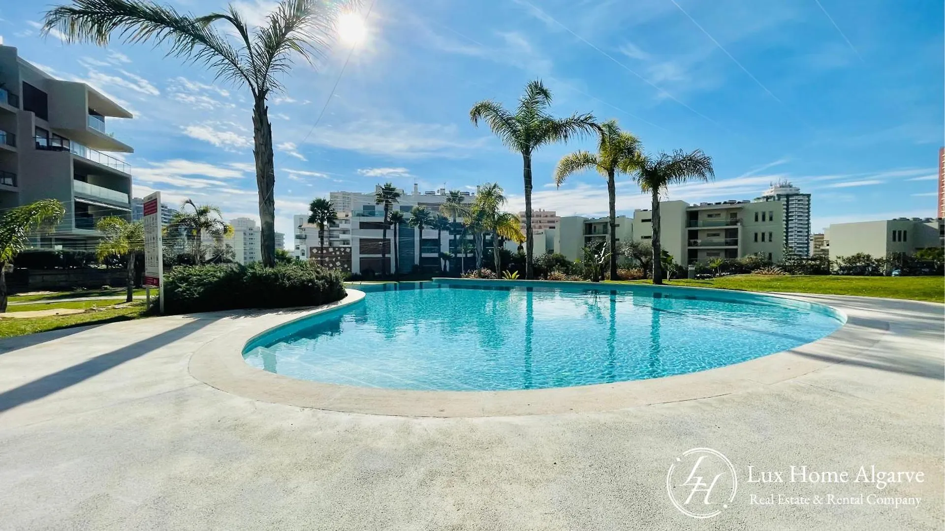 Sunset - Luxury Property - Pool - Garden - 500M Beach Portimao Apartment