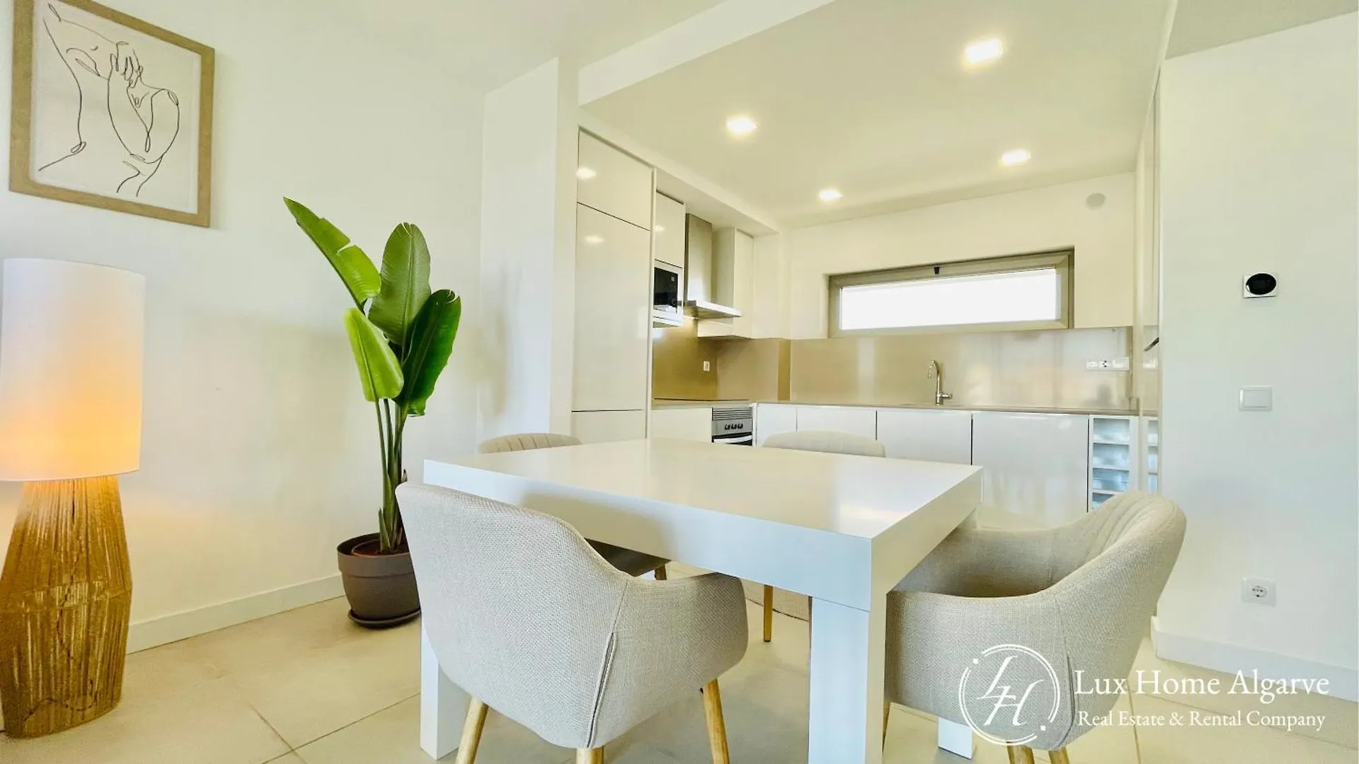 Sunset - Luxury Property - Pool - Garden - 500M Beach Portimao Apartment